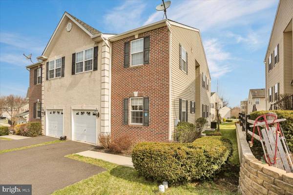 223 HOLBROOK LN, Gilbertsville, PA 19525