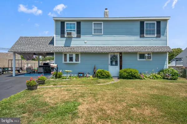 3 GOOD ROCK RD, Levittown, PA 19057