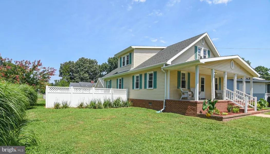 163 4TH ST, Colonial Beach, VA 22443