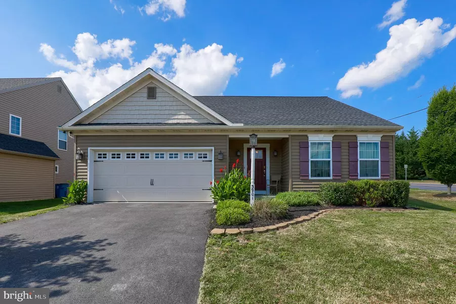 3901 ARCHER LN, Columbia, PA 17512