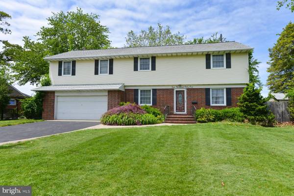 245 N RIVER DR, Pennsville, NJ 08070