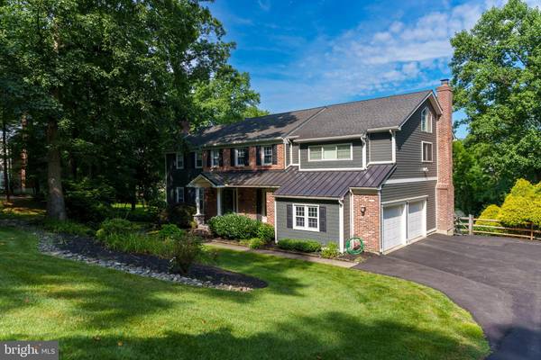 242 AUTUMN DR, Exton, PA 19341