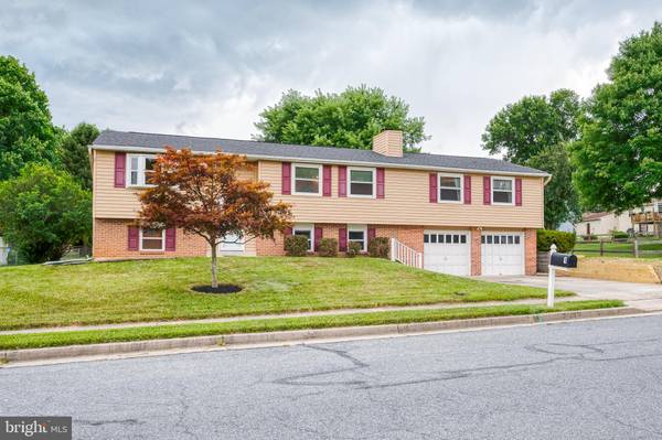 1 WYNDALE DR, Walkersville, MD 21793