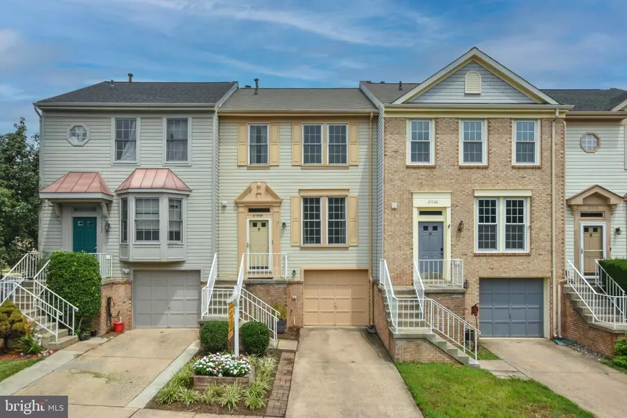 21904 GREENTREE TER, Sterling, VA 20164