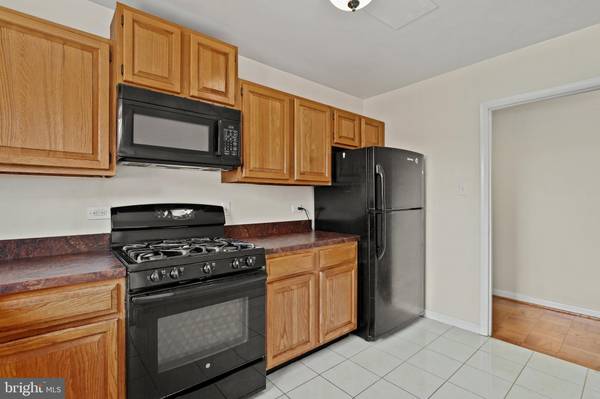 Bethesda, MD 20814,10655 MONTROSE AVE #204