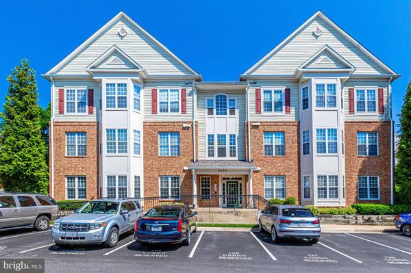 6476 CHEYENNE DR #103, Alexandria, VA 22312