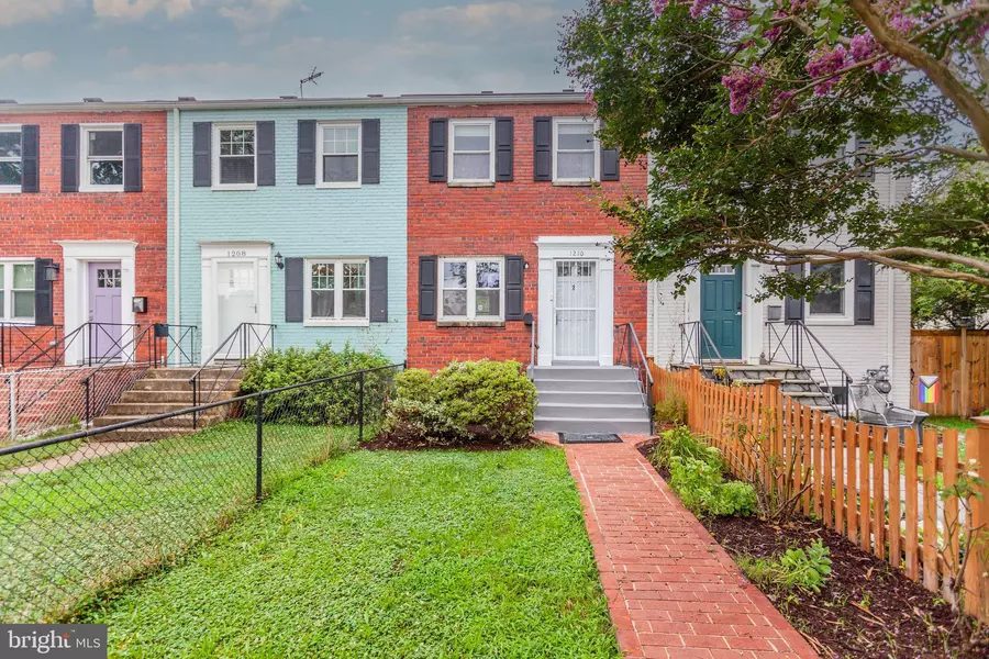 1210 FRANKLIN ST, Alexandria, VA 22314