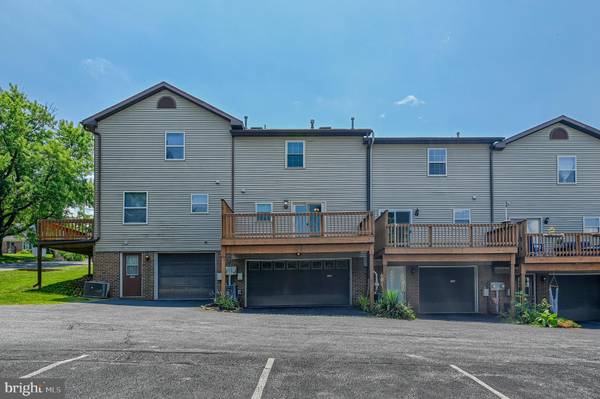 Dallastown, PA 17313,253 W CHESTNUT ST #11