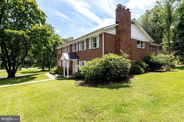 Alexandria, VA 22312,6631 TUNLAW CT