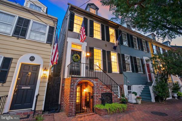 221 N PITT ST, Alexandria, VA 22314