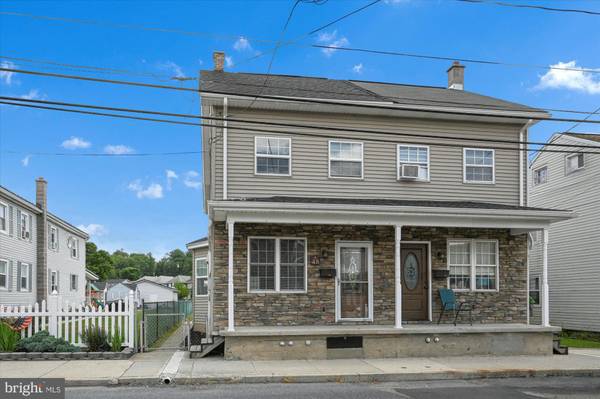 48 SPRING ST, Tremont, PA 17981