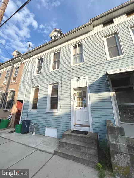 440 WALNUT ST, York, PA 17401