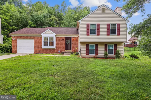 9903 FOX RUN DR,  Clinton,  MD 20735