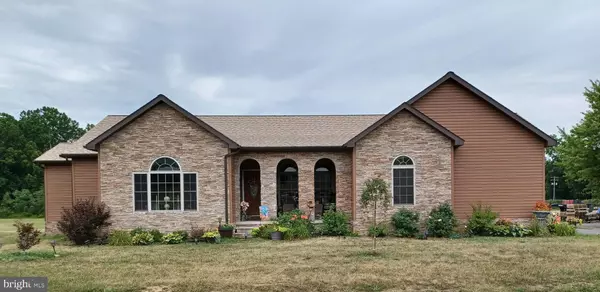 16 W CREEK RUN LOOP, Fort Ashby, WV 26719