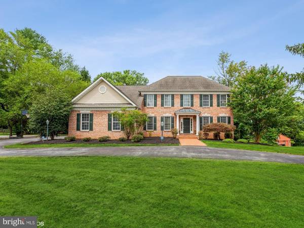 8 IVY HILL CT, Cockeysville, MD 21030