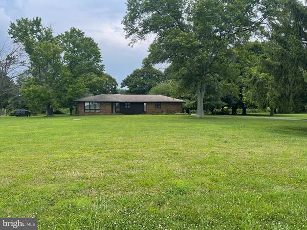 2911 RED LION RD, Bear, DE 19701