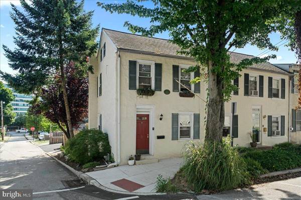 6 MERION AVE, Conshohocken, PA 19428