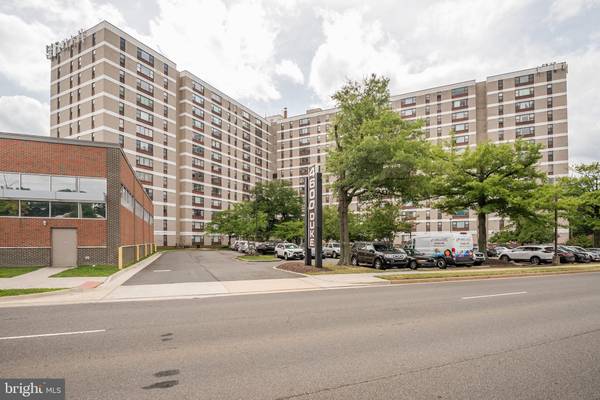 4600 DUKE ST #1311, Alexandria, VA 22304