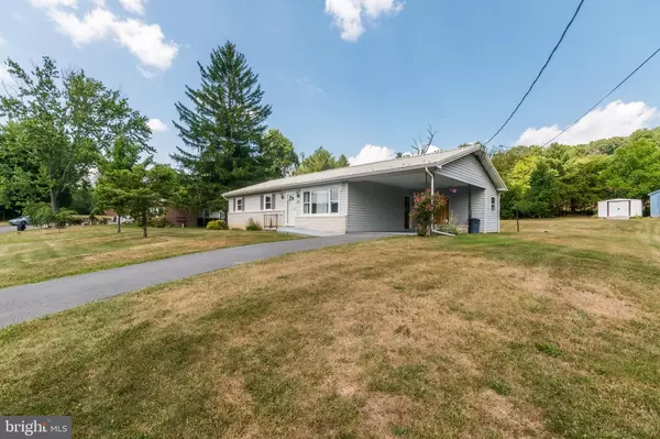 Berkeley Springs, WV 25411,26 RUMSEY LN