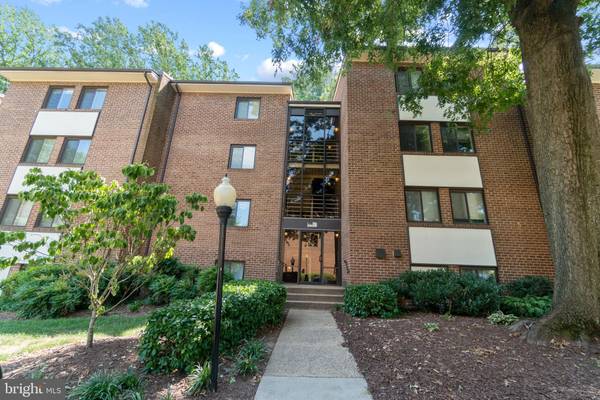 1417 NORTHGATE SQ #1417-1A, Reston, VA 20190