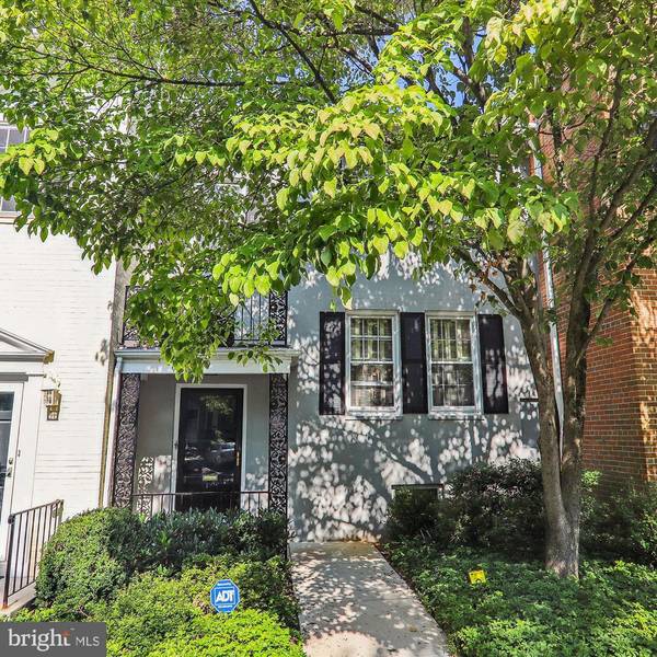 3587 HAMLET PL #104, Chevy Chase, MD 20815