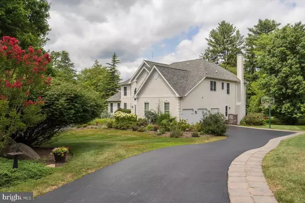 Newtown Square, PA 19073,34 HEATHER WAY