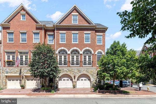 5233 BESSLEY PL, Alexandria, VA 22304