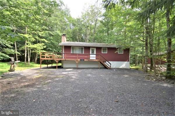 202 WYALUSING DR, Pocono Lake, PA 18347