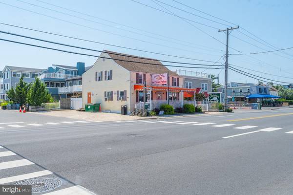 8007 LONG BEACH BLVD, Harvey Cedars, NJ 08008