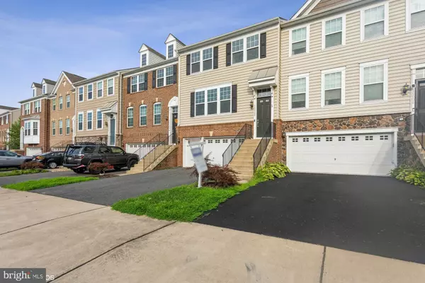 Woodbridge, VA 22191,16606 DANRIDGE MANOR DR