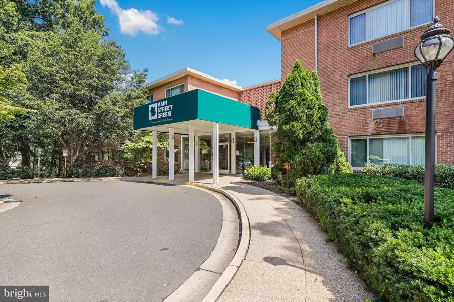 10570 MAIN ST #217, Fairfax, VA 22030