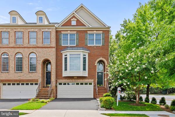 5410 PACHYSANDRA LN, Centreville, VA 20120