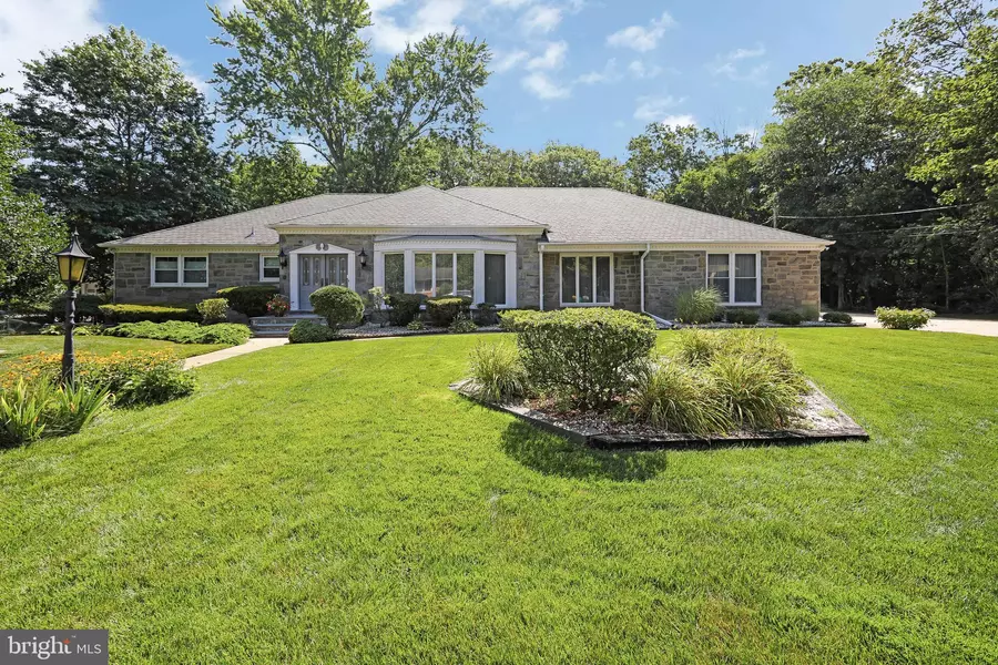 733 CHESTNUT TERRACE, Vineland, NJ 08360