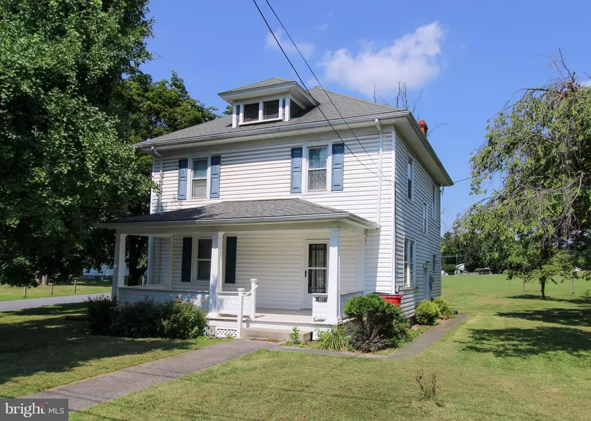 61 PILGRIM ST, Inwood, WV 25428