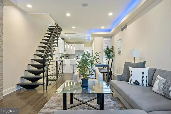 Philadelphia, PA 19134,3041 ALMOND ST