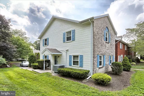 1101 NANROC DR, Mechanicsburg, PA 17055