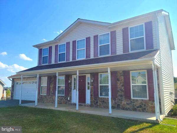 7 SPYGLASS DR, Martinsburg, WV 25403