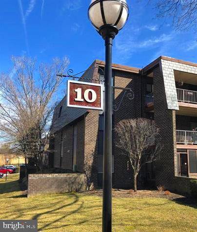 10 STONEHENGE CIR #6, Pikesville, MD 21208