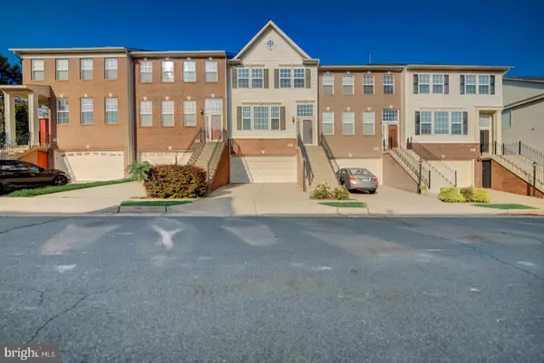 21052 ROAMING SHORES TER, Ashburn, VA 20147