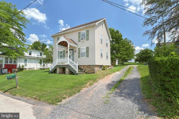 118 4TH ST, Biglerville, PA 17307