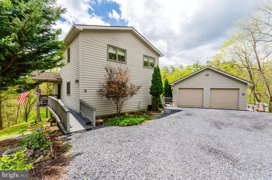 3 MORGAN ST, Basye, VA 22810