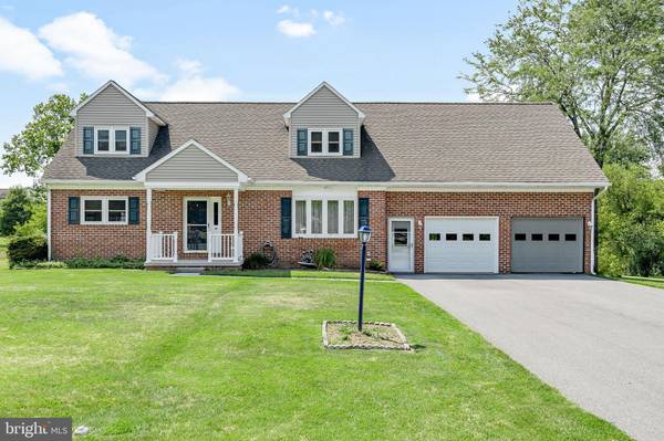 45 HARVEST DR, Gettysburg, PA 17325