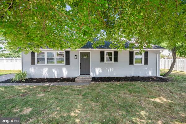 19 DREXEL DR, Pennsville, NJ 08070