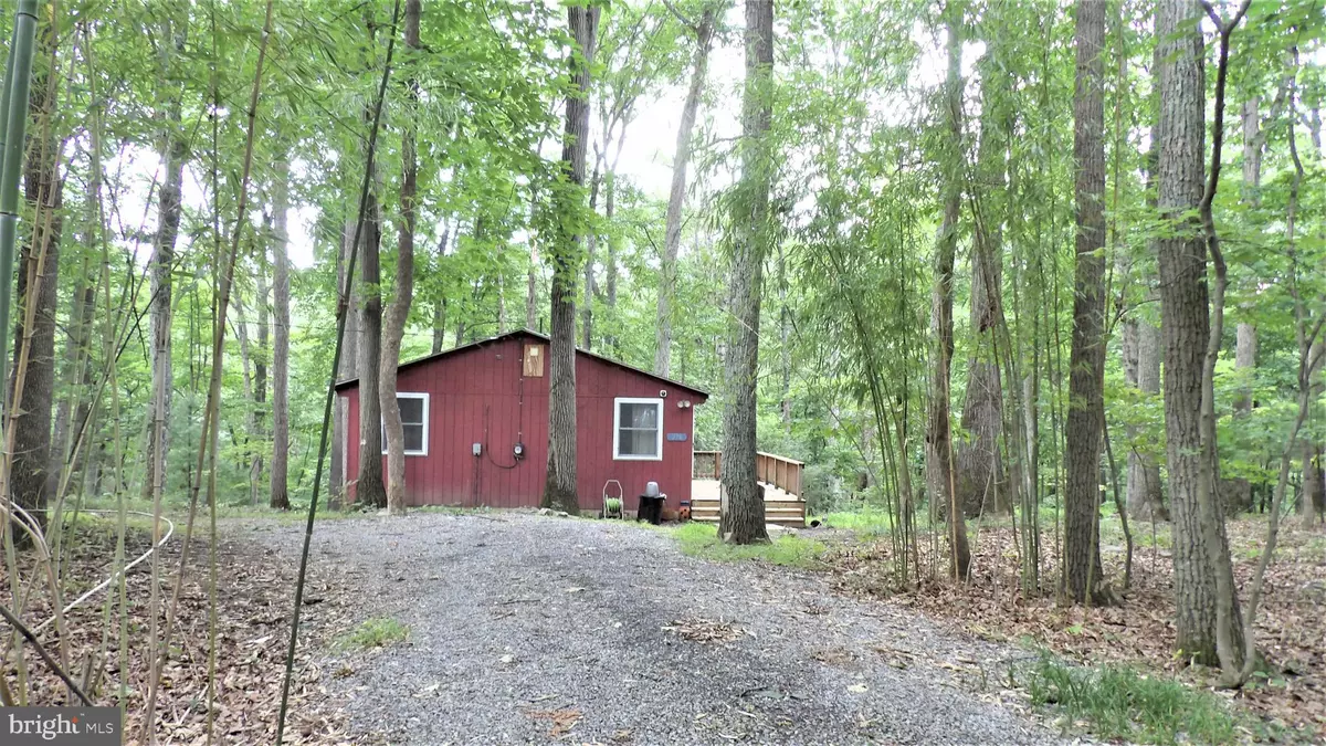 Hedgesville, WV 25427,278 BRADLEY BROOK LN