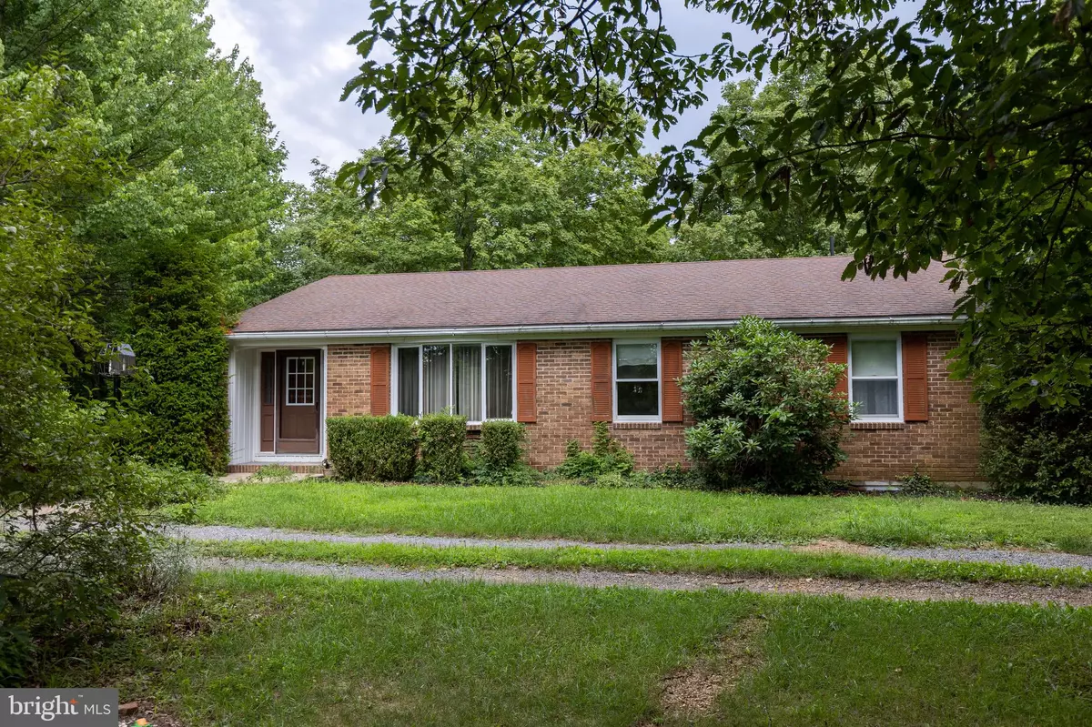 Berkeley Springs, WV 25411,294 BENNETT LN