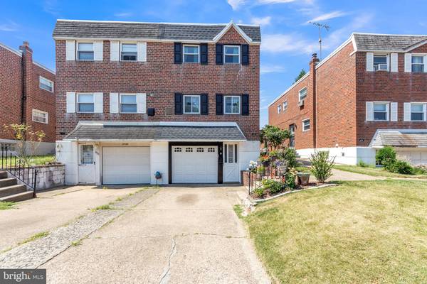 2734 TOLBUT ST, Philadelphia, PA 19152