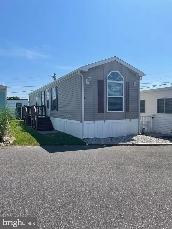 Wildwood, NJ 08260,5200 SHAWCREST LEAMING WAY #16