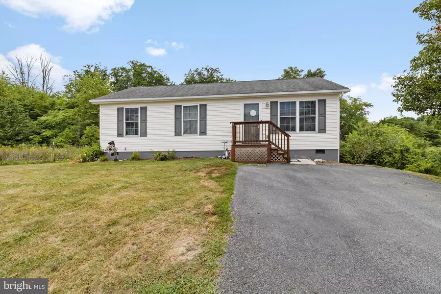 120 GUM TREE DR, Inwood, WV 25428