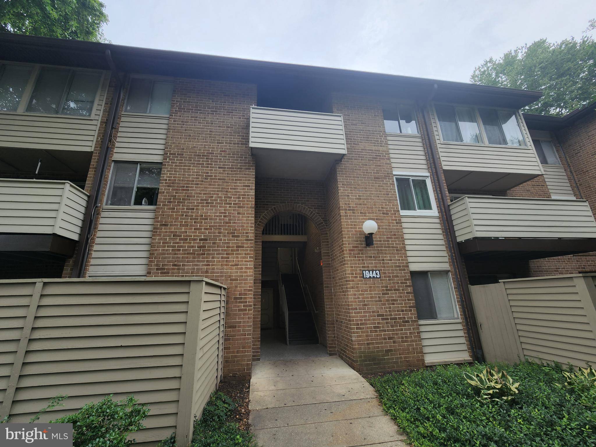 19443 BRASSIE PL #303, Montgomery Village, MD 20886