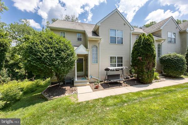 400 DERRY DR #400, Aston, PA 19014